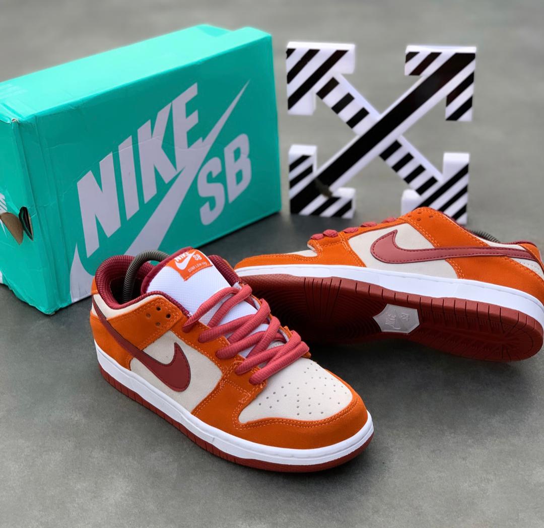 Sneaker